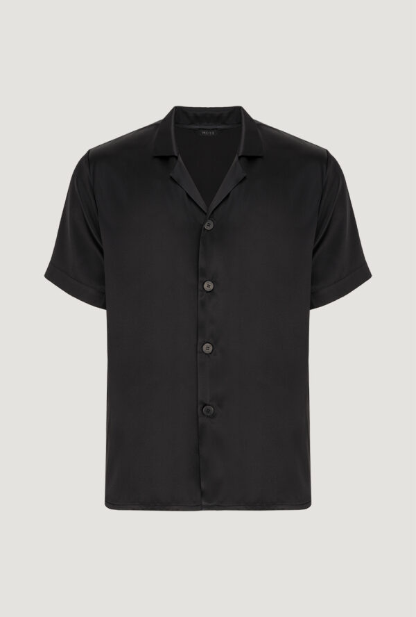 Silk short-sleeved men's shirt made of black satin Męska jedwabna koszula z krótkim rękawem z czarnej satyny
