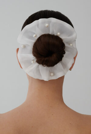 White silk organza hair scrunchie with pearls